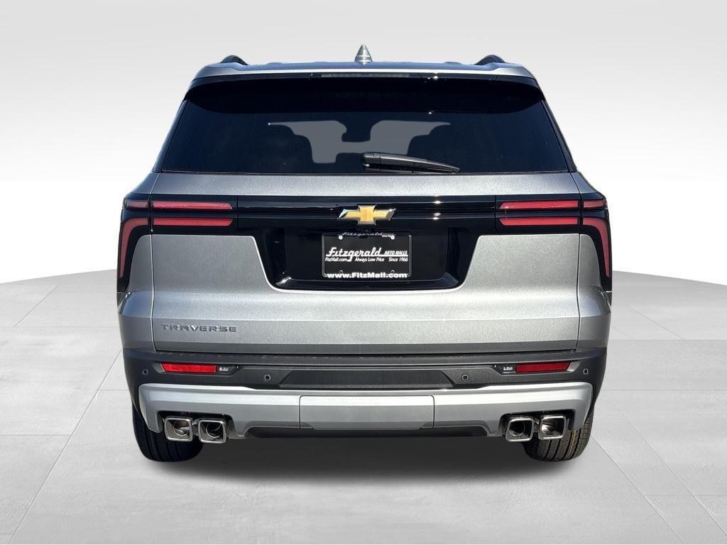 new 2026 Chevrolet Traverse car, priced at $41,430
