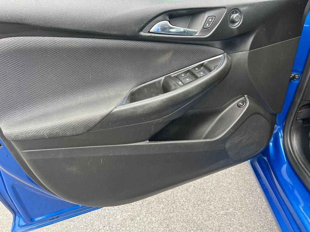 used 2018 Chevrolet Cruze car, priced at $7,495