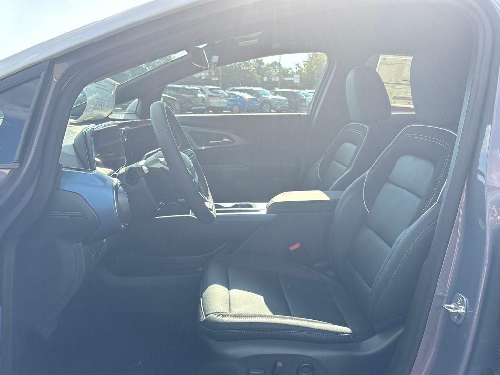 new 2025 Chevrolet Equinox EV car, priced at $43,485
