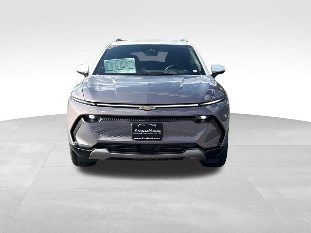 new 2025 Chevrolet Equinox EV car, priced at $43,485