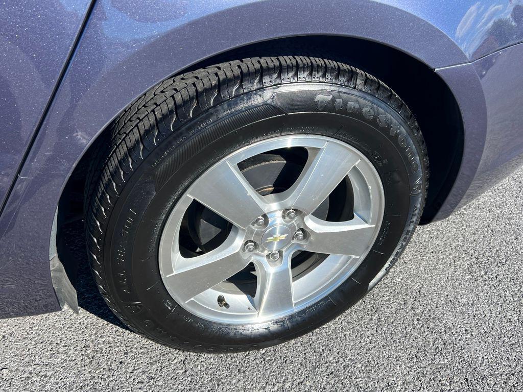 used 2014 Chevrolet Cruze car, priced at $8,850