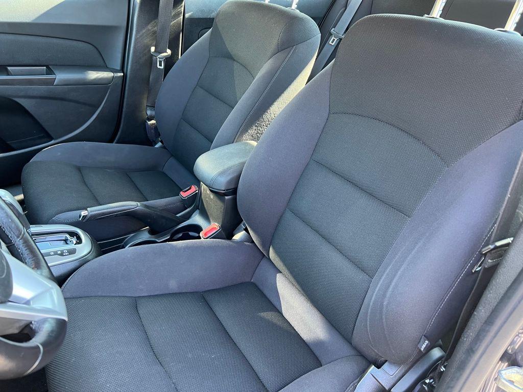 used 2014 Chevrolet Cruze car, priced at $8,850