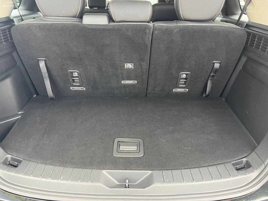 used 2025 Mazda CX-90 car, priced at $37,995