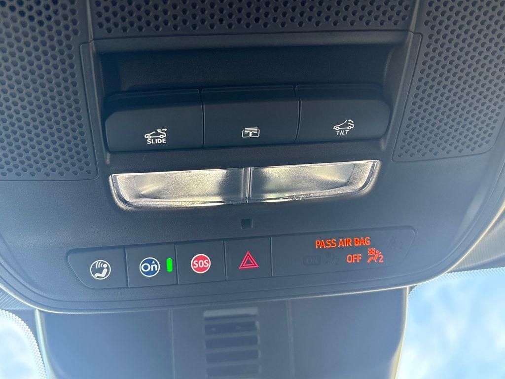 new 2026 Chevrolet Traverse car, priced at $55,440