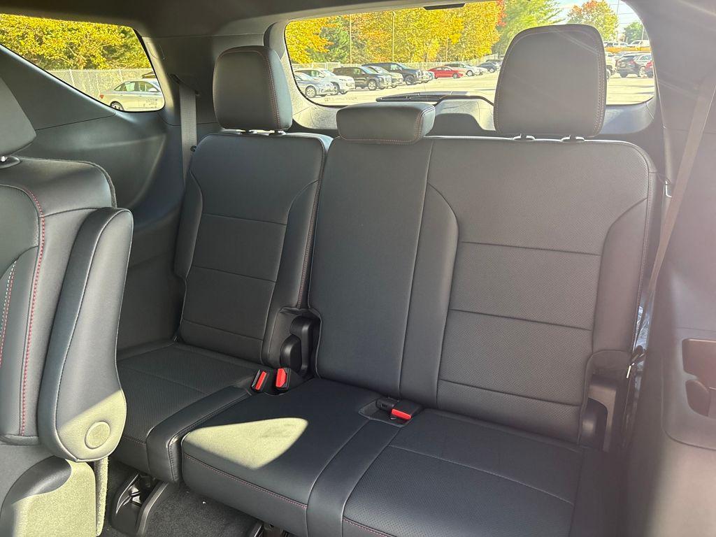 new 2026 Chevrolet Traverse car, priced at $55,440