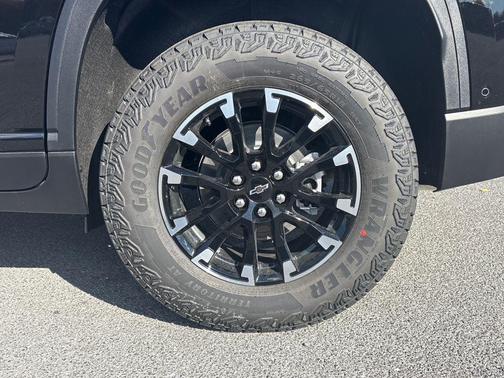 new 2026 Chevrolet Traverse car, priced at $55,440