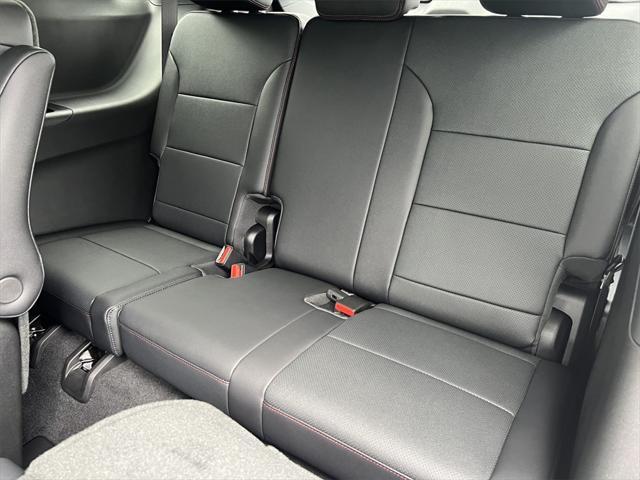 new 2025 Chevrolet Traverse car, priced at $54,543
