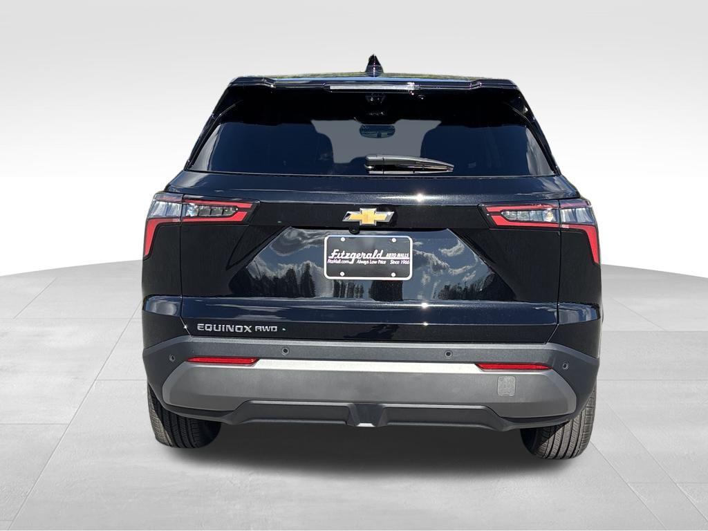 new 2026 Chevrolet Equinox car, priced at $33,559