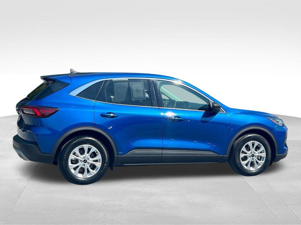 used 2023 Ford Escape car, priced at $19,995