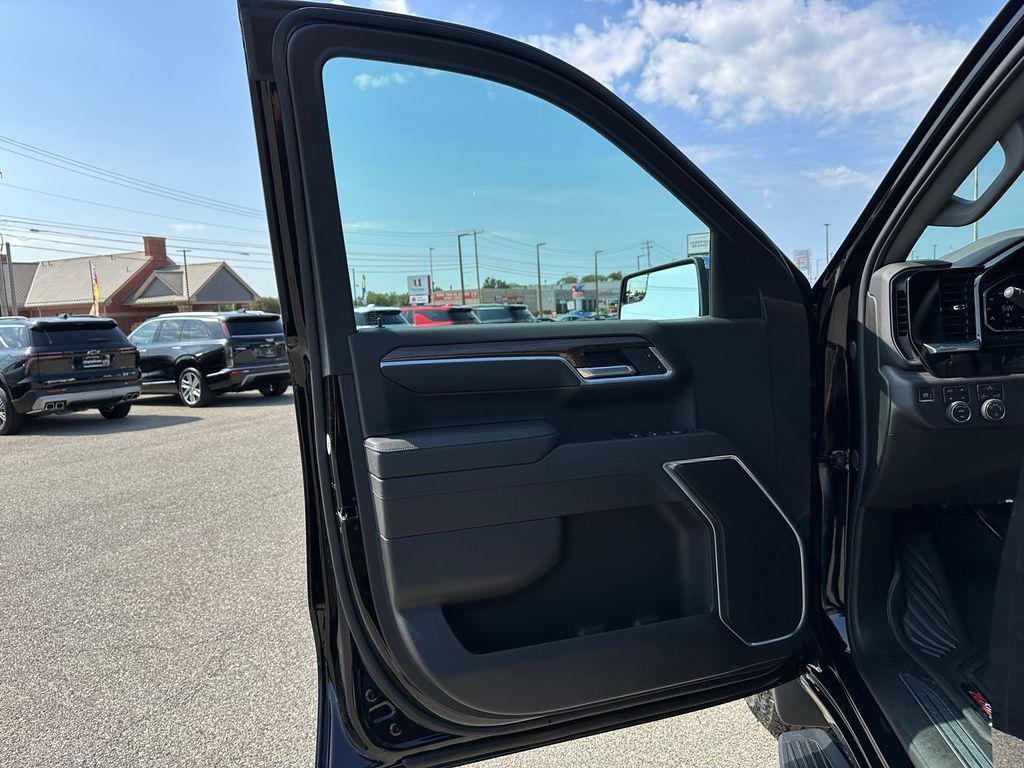 new 2026 Chevrolet Silverado 1500 car, priced at $58,290