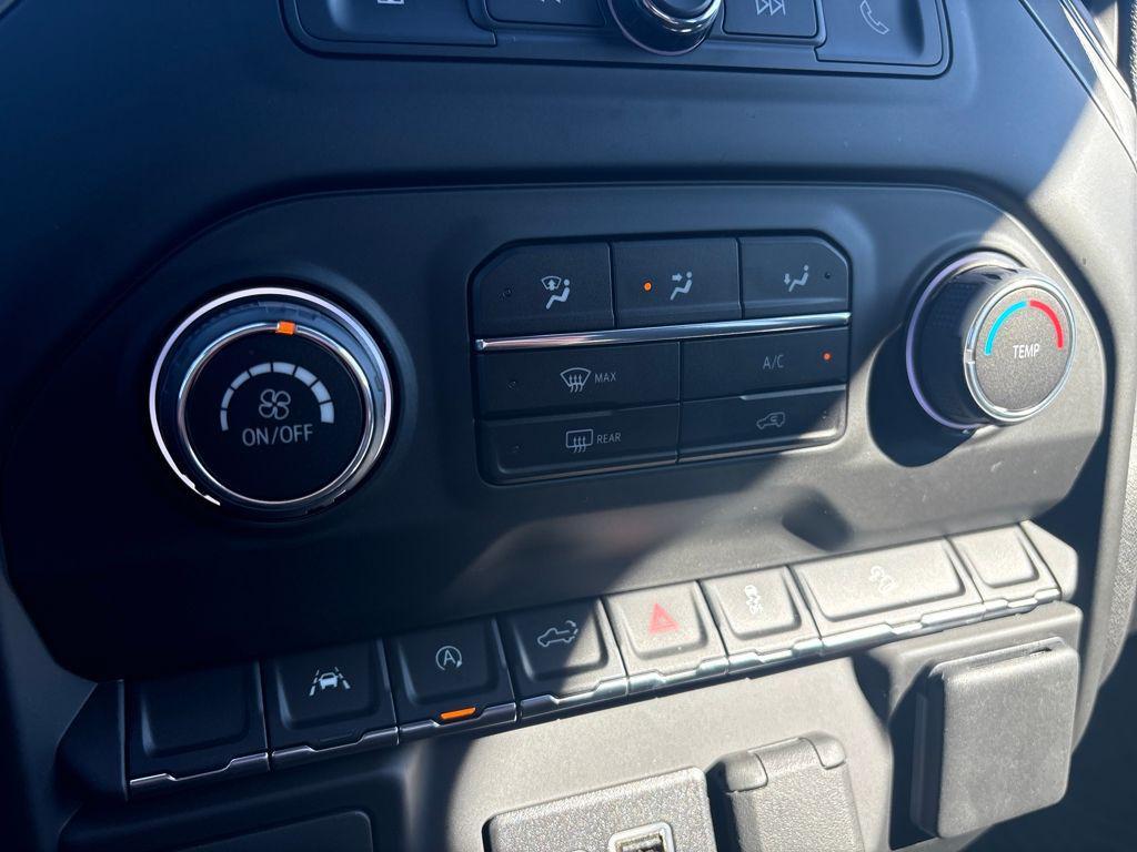 new 2025 Chevrolet Silverado 1500 car, priced at $48,741