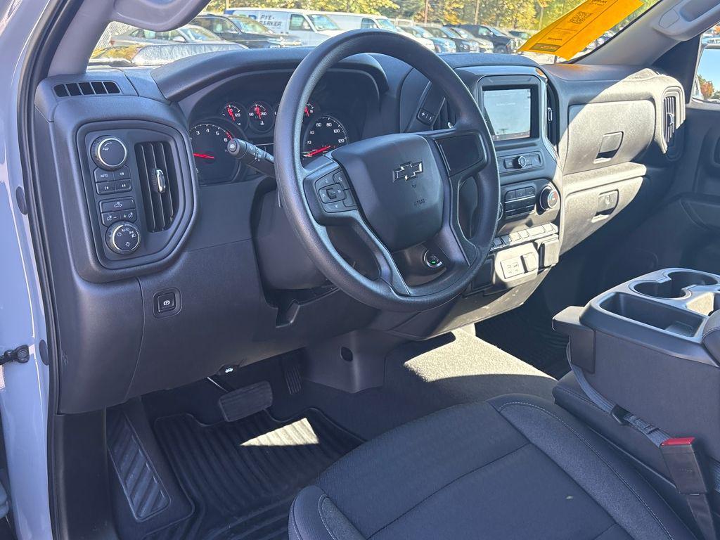 new 2025 Chevrolet Silverado 1500 car, priced at $48,741