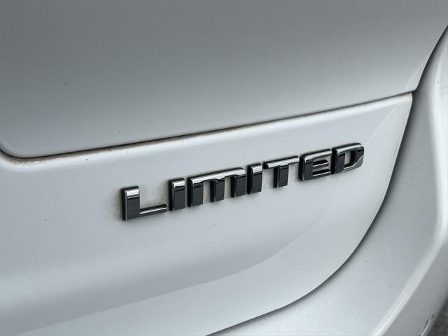 used 2021 Jeep Grand Cherokee L car, priced at $27,900