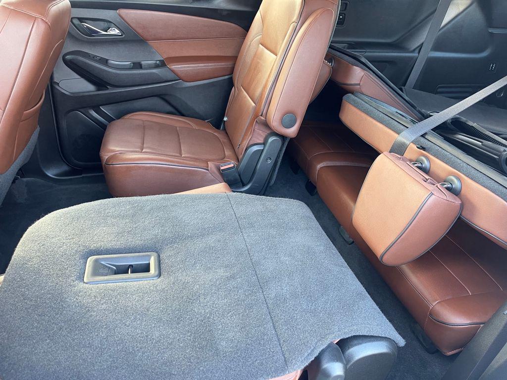 used 2018 Chevrolet Traverse car, priced at $19,395