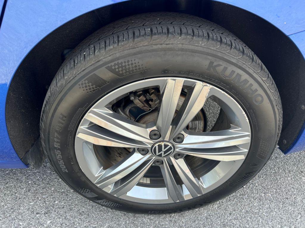 used 2024 Volkswagen Jetta car, priced at $19,495