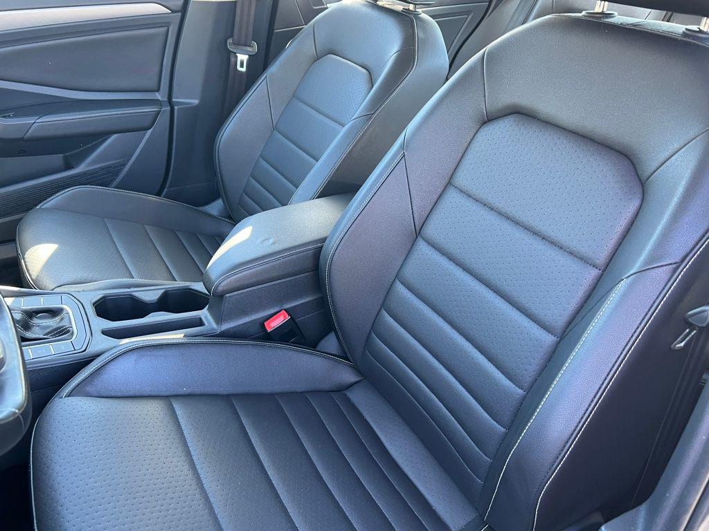 used 2024 Volkswagen Jetta car, priced at $18,995