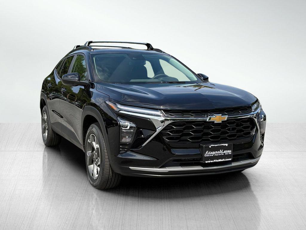 new 2025 Chevrolet Trax car, priced at $23,562