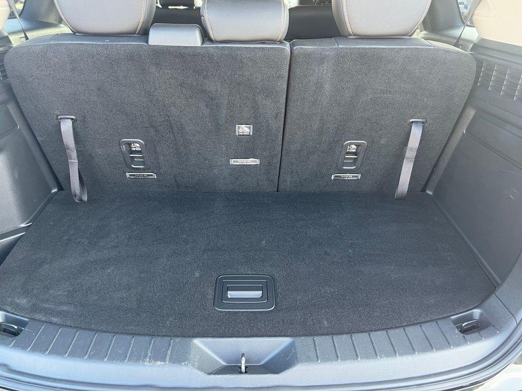 used 2025 Mazda CX-90 car, priced at $37,995