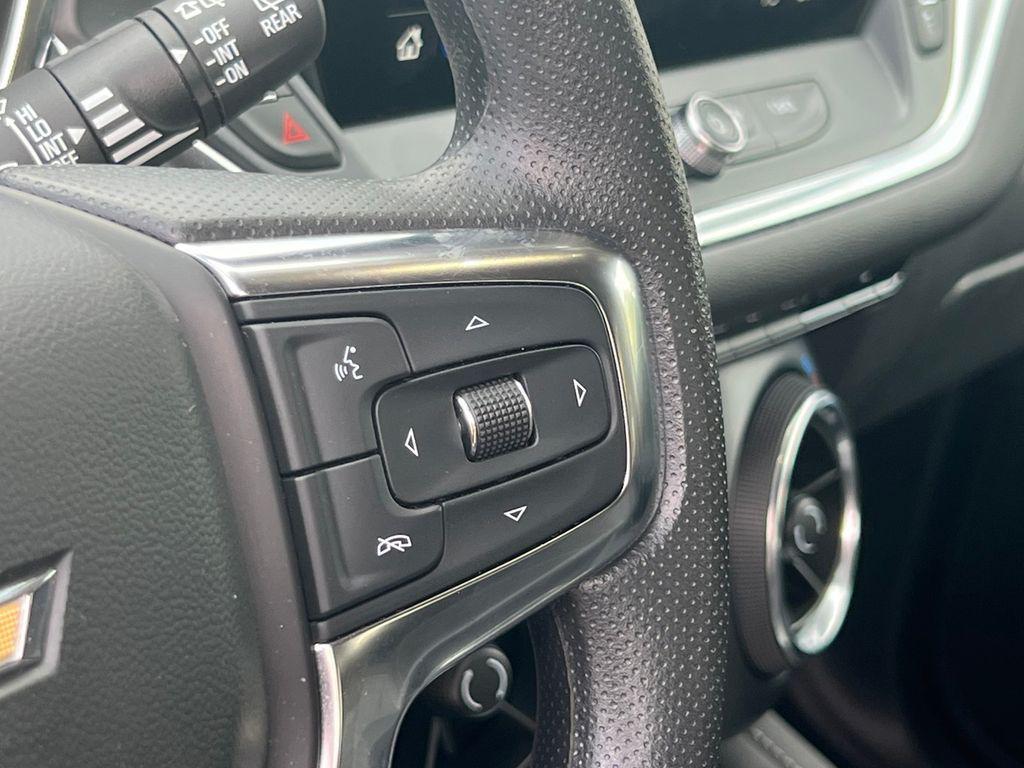 used 2025 Chevrolet Blazer car, priced at $31,995