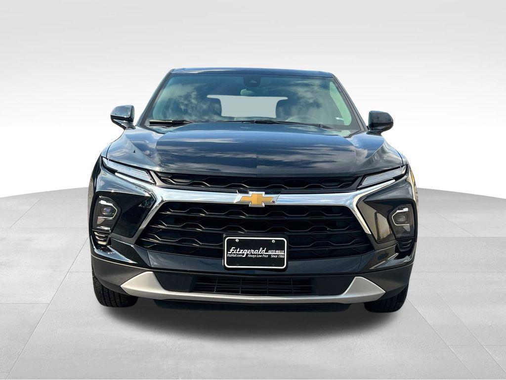 used 2025 Chevrolet Blazer car, priced at $31,995