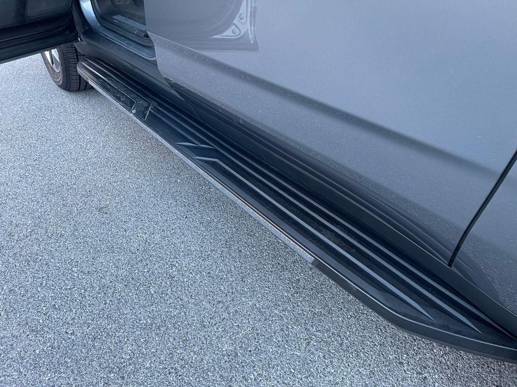 used 2022 Chevrolet Suburban car, priced at $38,495