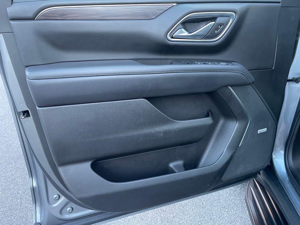 used 2022 Chevrolet Suburban car, priced at $38,495