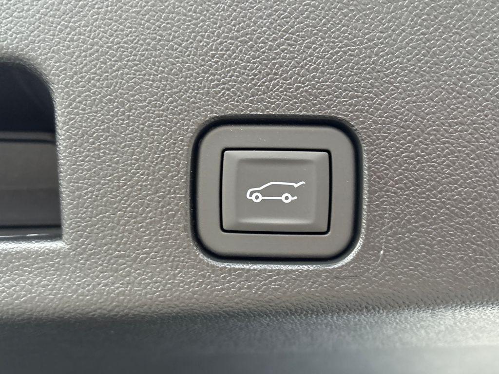 new 2026 Chevrolet Traverse car, priced at $56,360