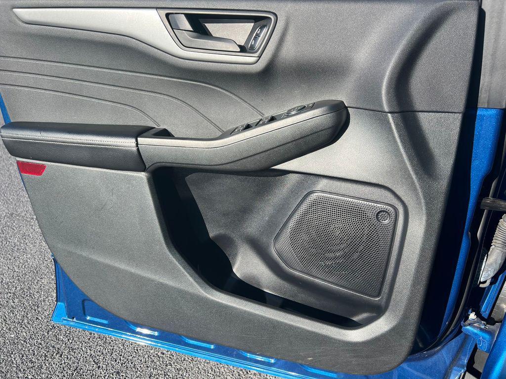 used 2023 Ford Escape car, priced at $18,995