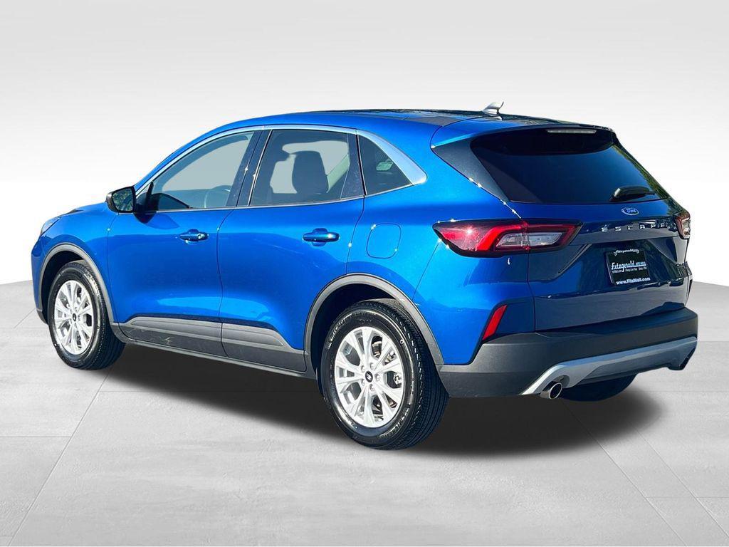 used 2023 Ford Escape car, priced at $18,995