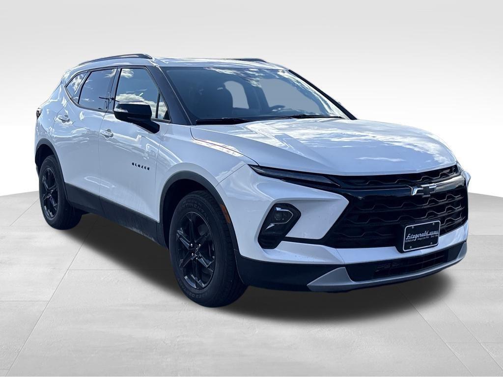 new 2025 Chevrolet Blazer car, priced at $41,921
