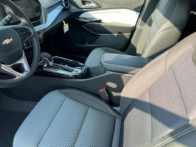 new 2025 Chevrolet Trax car, priced at $24,690