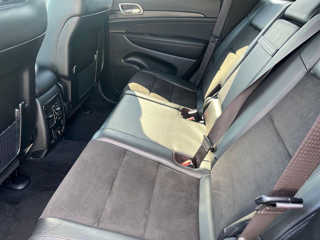 used 2022 Jeep Grand Cherokee car, priced at $25,395