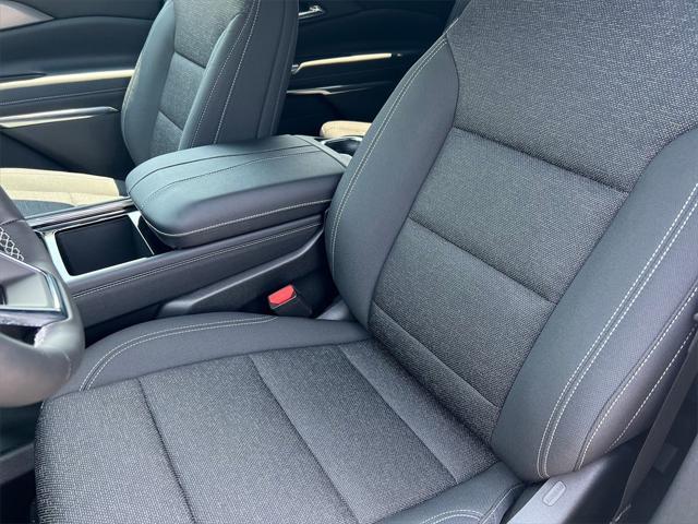 new 2025 Chevrolet Traverse car, priced at $42,871