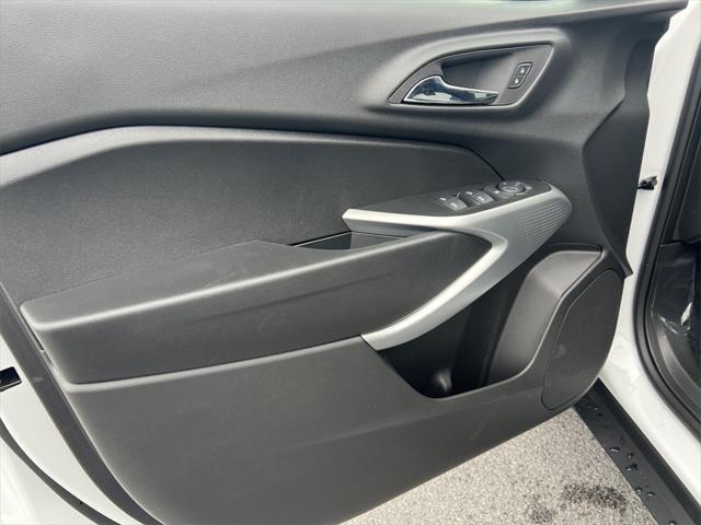 new 2025 Chevrolet Trax car, priced at $21,885