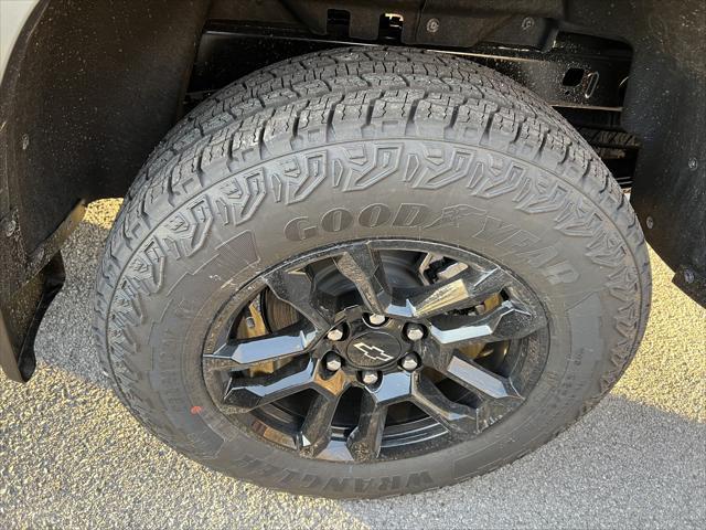 new 2025 Chevrolet Colorado car, priced at $44,991