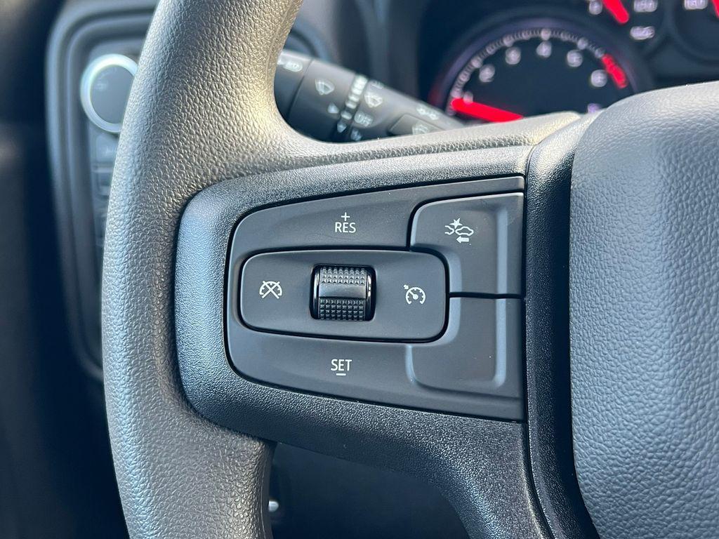 new 2025 Chevrolet Silverado 1500 car, priced at $38,911