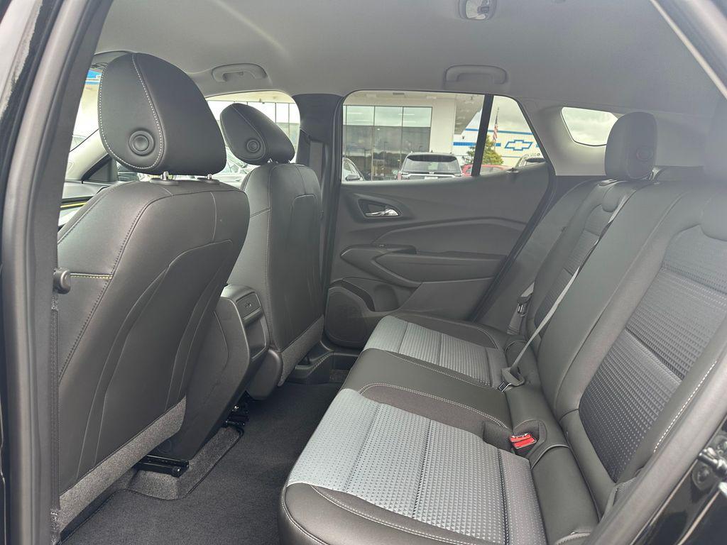 new 2025 Chevrolet Trax car, priced at $24,431