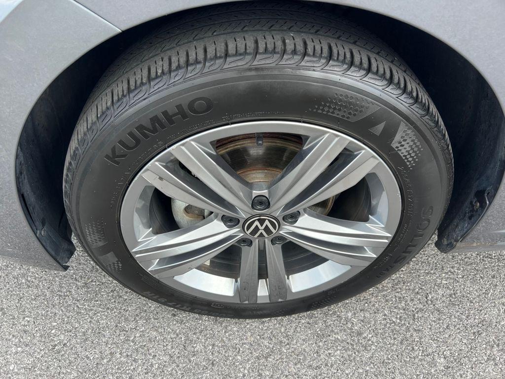 used 2024 Volkswagen Jetta car, priced at $18,995