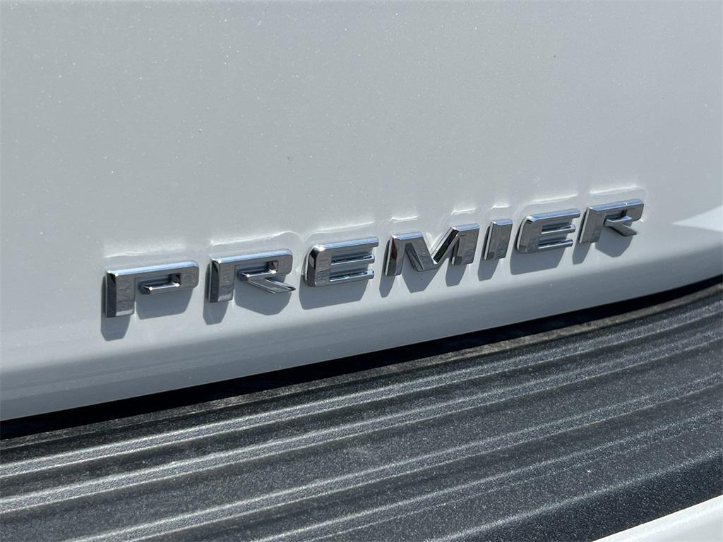 new 2025 Chevrolet Suburban car, priced at $78,991