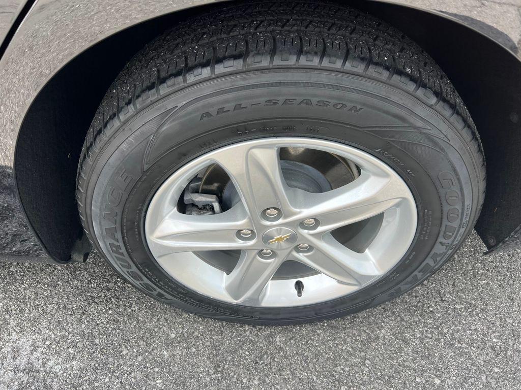 used 2023 Chevrolet Malibu car, priced at $17,585