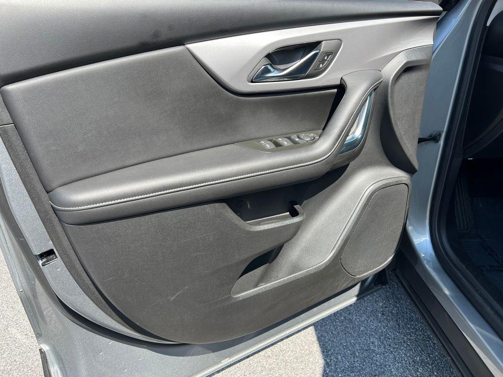 used 2025 Chevrolet Blazer car, priced at $31,595