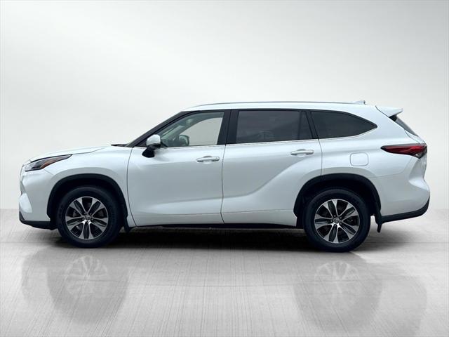 used 2023 Toyota Highlander car, priced at $37,995