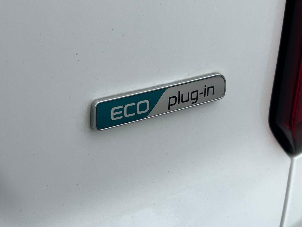 used 2022 Kia Sorento Plug-In Hybrid car, priced at $20,995