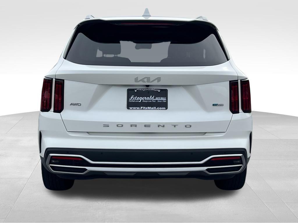 used 2022 Kia Sorento Plug-In Hybrid car, priced at $20,995