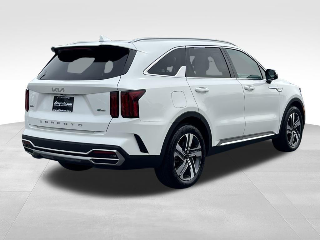 used 2022 Kia Sorento Plug-In Hybrid car, priced at $20,995