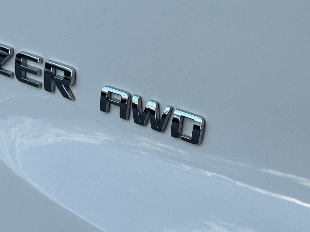 used 2025 Chevrolet Blazer car, priced at $31,595