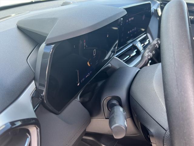 used 2025 Chevrolet TrailBlazer car, priced at $28,495