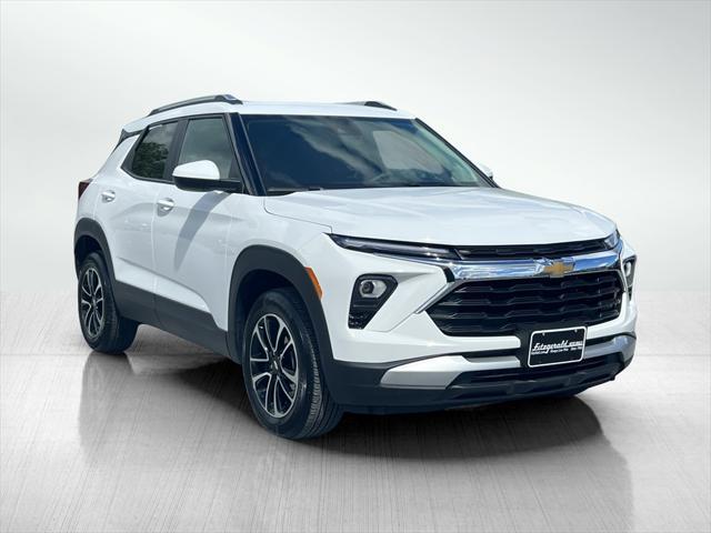 used 2025 Chevrolet TrailBlazer car, priced at $28,495