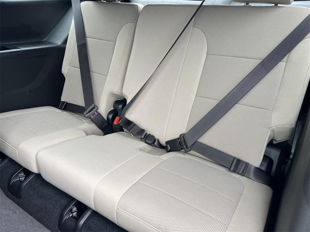 used 2023 Chevrolet Traverse car, priced at $30,995