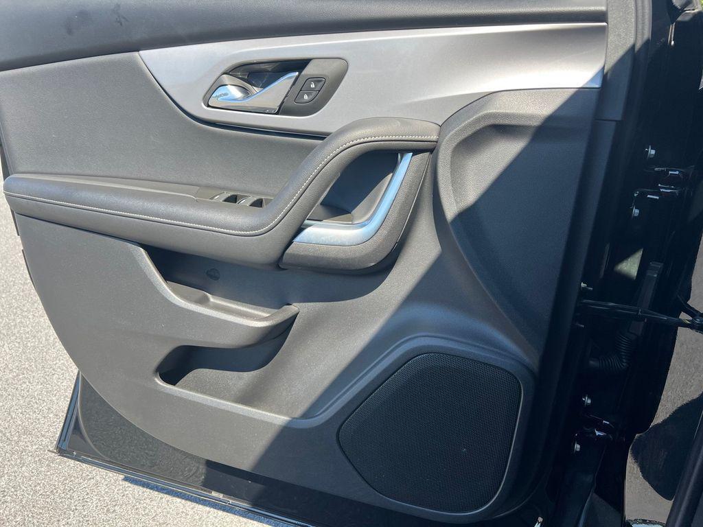 used 2025 Chevrolet Blazer car, priced at $31,495